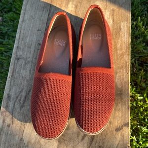 Women's Eileen Fisher Rust Orange Mesh Demi Loafers with 1/2" Heel. Size 6.5